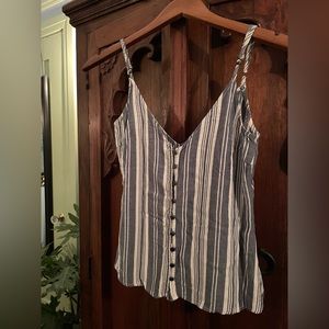 Camisole v neck tank rayon S
